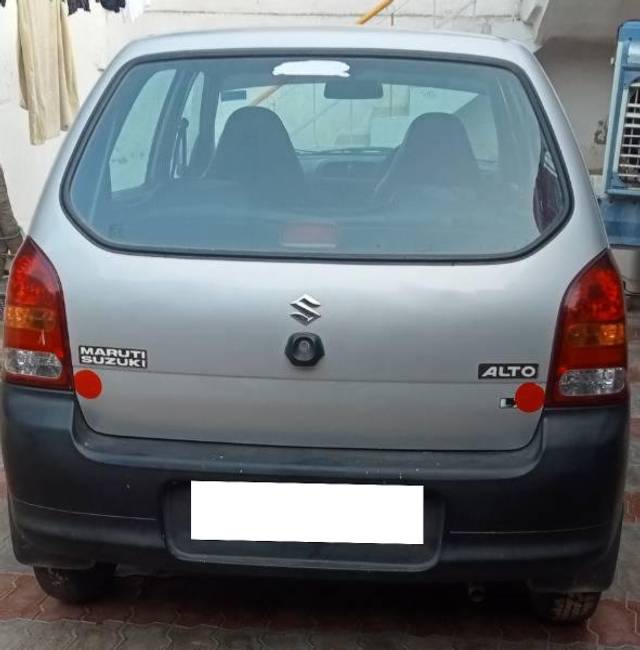 https://images10.gaadi.com/usedcar_image/4053633/original/processed_b323ff40-29f5-4b0d-8a08-2ef021a59cf5.jpg?imwidth=6401