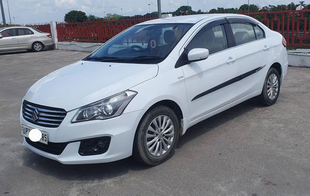 https://images10.gaadi.com/usedcar_image/4053735/original/processed_50bf8f7fbf5d867057f6d219dbb2fa11.jpg?imwidth=6402