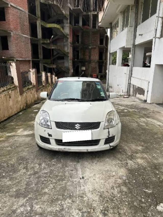 https://images10.gaadi.com/usedcar_image/4053832/original/processed_3cbbdccd-b34d-4886-ab68-cab9d776a1ce.JPG?imwidth=6400