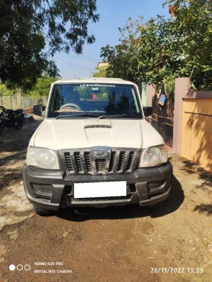 Mahindra Scorpio EX 2WD 9S