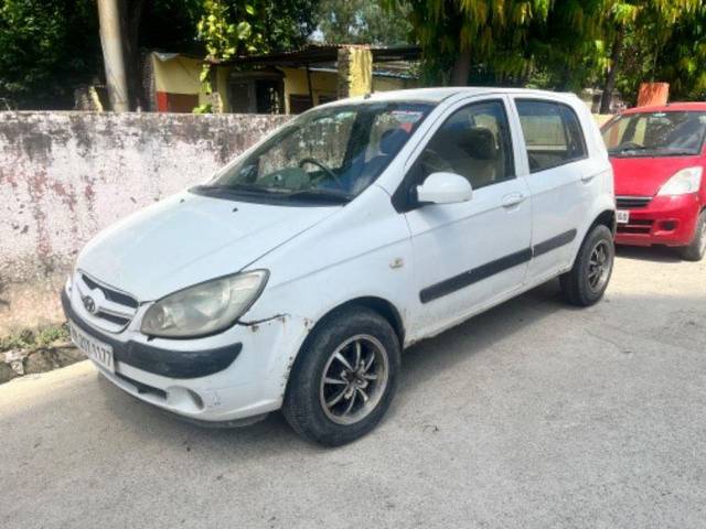 https://images10.gaadi.com/usedcar_image/4053964/original/processed_2eb2ad6e-8c44-41da-ace4-0bde5a717613.jpg?imwidth=6401