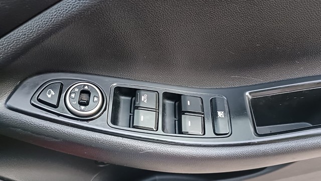 Second-hand 2015 Hyundai i20 Active 1.2 S for sale in Mumbai-12