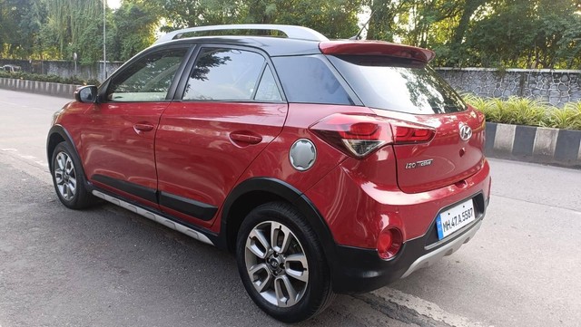 Second-hand 2015 Hyundai i20 Active 1.2 S for sale in Mumbai-4