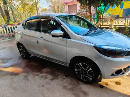 Tata Tiago 1.2 Revotron XZ Plus