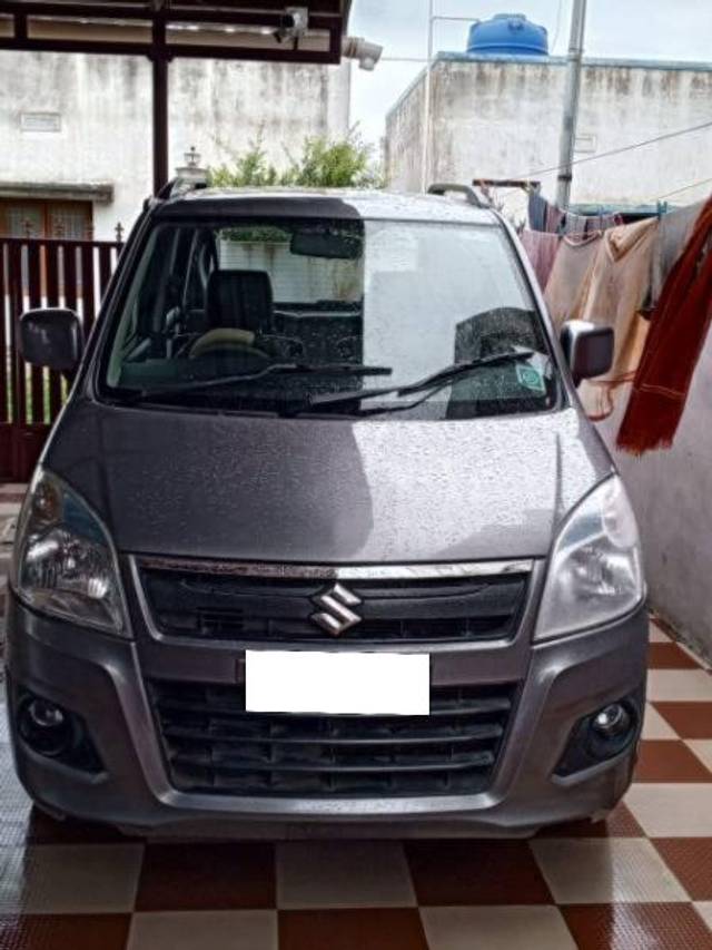 https://images10.gaadi.com/usedcar_image/4054612/original/processed_9bcc27bc-c23b-4664-98eb-88606419a8ad.jpg?imwidth=6400