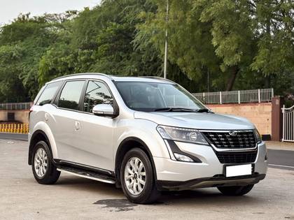 Mahindra XUV500 W11 AT BSIV Mahindra XUV500 W11 AT BSIV