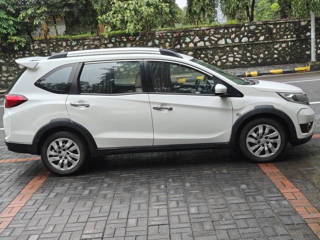 https://images10.gaadi.com/usedcar_image/4054766/original/5080040692f1fbb31fce252459299ce5.jpg?imwidth=6401