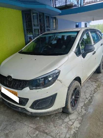 Mahindra Marazzo M2 BSIV