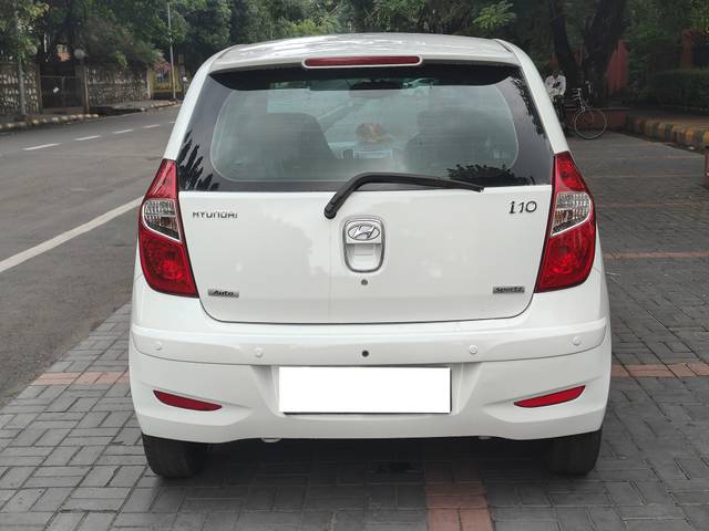 https://images10.gaadi.com/usedcar_image/4054818/original/processed_59fb331caf5b88d4bc4921d29683230f.jpg?imwidth=6402