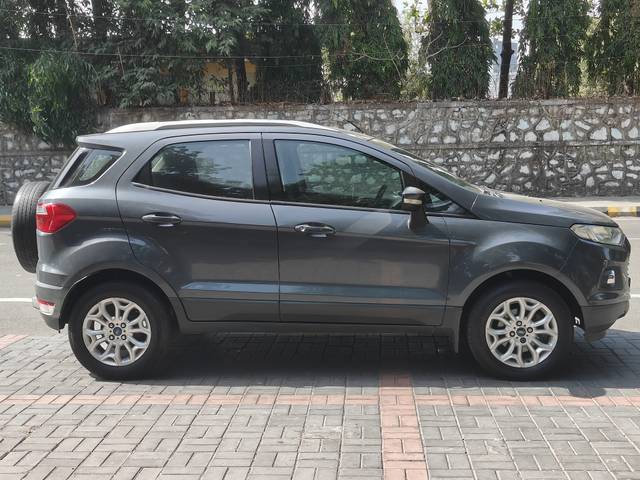 https://images10.gaadi.com/usedcar_image/4054824/original/fa761a988f24ed02bd1be91eda0dc00b.jpg?imwidth=6401