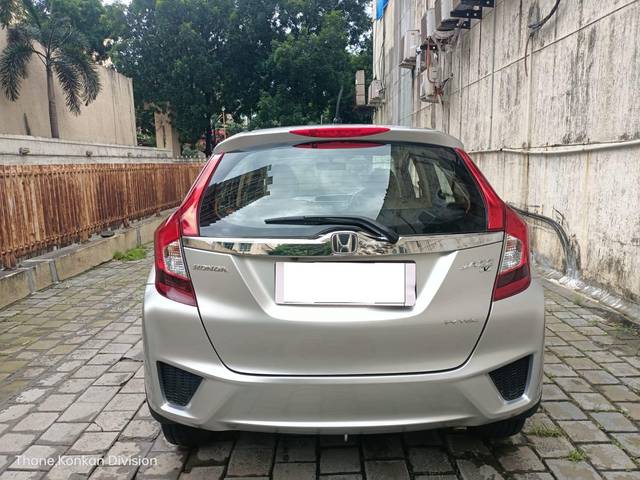 https://images10.gaadi.com/usedcar_image/4054994/original/processed_8bf2db81e0fd4b785187f345ea958c13.jpg?imwidth=6401