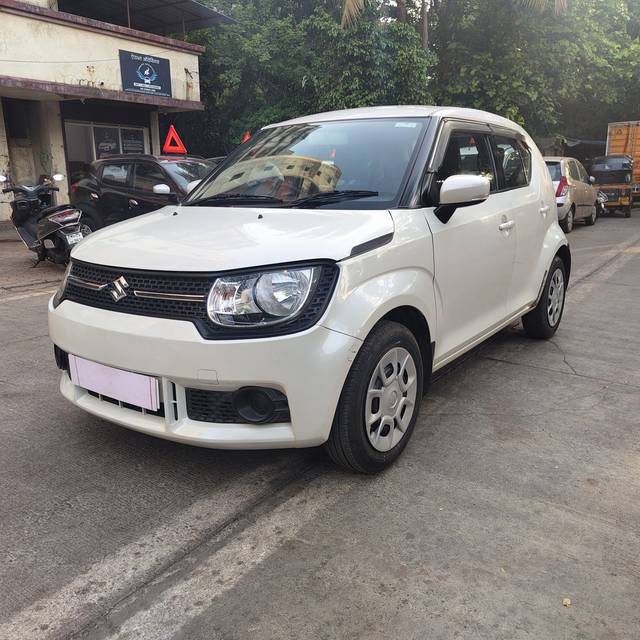 https://images10.gaadi.com/usedcar_image/4055085/original/processed_714450e087203a1b1f855c0be61ed6fe.jpg?imwidth=6400