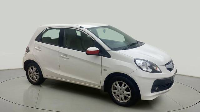 https://images10.gaadi.com/usedcar_image/4055297/original/0a86fd64d68335b7ff775ca079dd6ba7.jpg?imwidth=6400