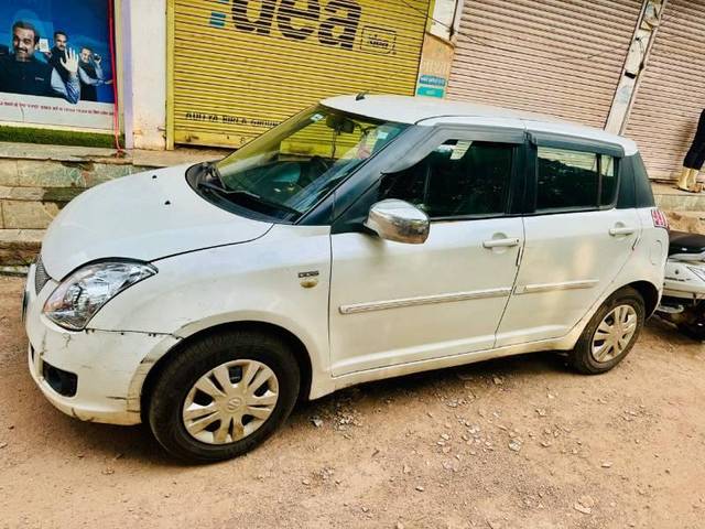 https://images10.gaadi.com/usedcar_image/4055367/original/processed_60f6d3db-1a09-4b82-9d80-2fad9c4b7de2.jpg?imwidth=6400