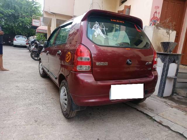 https://images10.gaadi.com/usedcar_image/4055518/original/processed_8bdca176-d380-4816-8766-f48194d37147.jpg?imwidth=6400