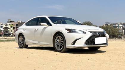 Lexus ES 300h Luxury