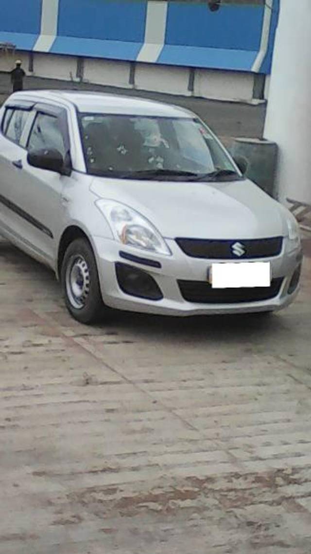 https://images10.gaadi.com/usedcar_image/4056033/original/processed_ff59538c-3662-4bf9-a305-f525c84ec38a.jpg?imwidth=6400