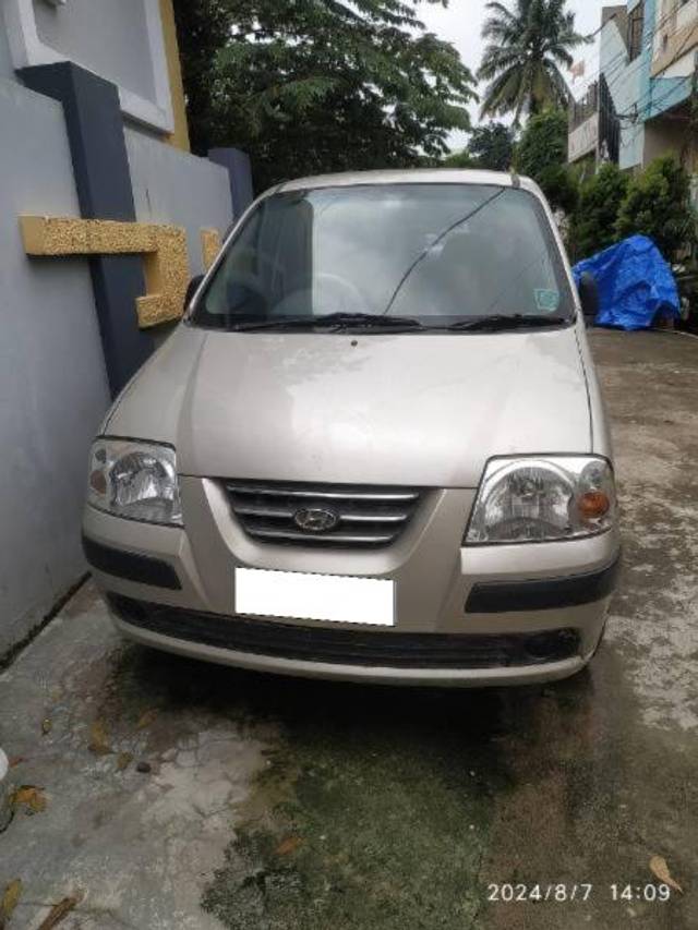 https://images10.gaadi.com/usedcar_image/4056234/original/processed_56357edb-9da1-431a-8be2-a2bf4464d808.jpg?imwidth=6400