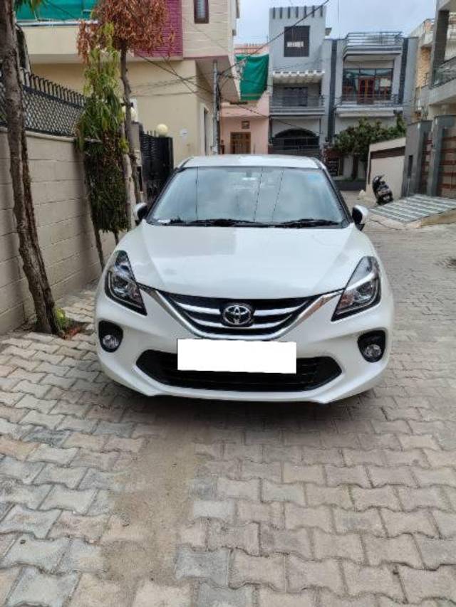 https://images10.gaadi.com/usedcar_image/4056340/original/processed_bdbf12e6-bc9f-4fe7-b46b-2cba33dbd81b.jpg?imwidth=6400