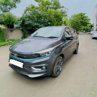 Tata Tigor EV 2021-2022 Tata Tigor EV XZ Plus Dual Tone