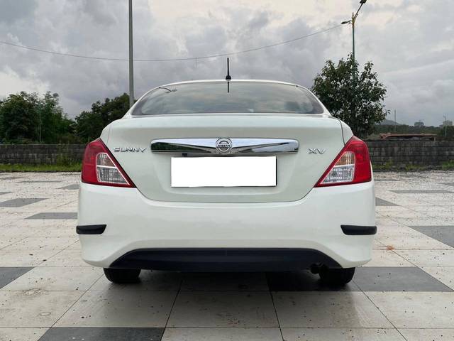 https://images10.gaadi.com/usedcar_image/4056966/original/processed_3e54893f75ae0deec87bbddae7cfdb37.jpeg?imwidth=6402