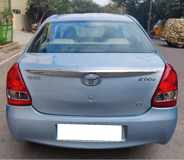 https://images10.gaadi.com/usedcar_image/4056974/original/processed_97b8ddcb876f37e71925f55363f5c7b9.jpg?imwidth=6401