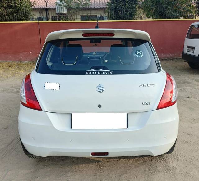 https://images10.gaadi.com/usedcar_image/4057117/original/processed_32f501601c8977d0510ed905e93b3584.jpg?imwidth=6402