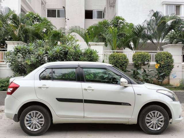 https://images10.gaadi.com/usedcar_image/4057218/original/processed_7fc5921eba1dd3a7491d9b21be62050d.jpg?imwidth=6401
