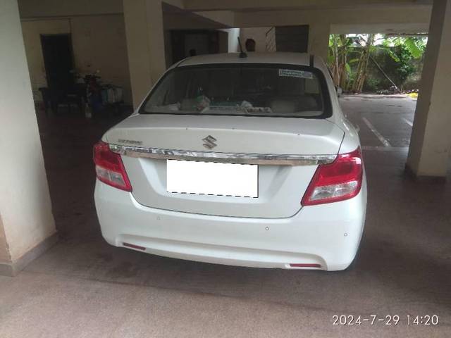 https://images10.gaadi.com/usedcar_image/4057608/original/processed_dbffc1f6-9c06-4fe3-966d-1c097bdb28bd.jpg?imwidth=6401