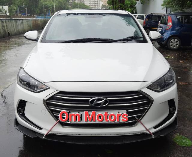 https://images10.gaadi.com/usedcar_image/4057860/original/processed_ea09cb01ff93694fc1baaf33fe58ab73.jpg?imwidth=6400