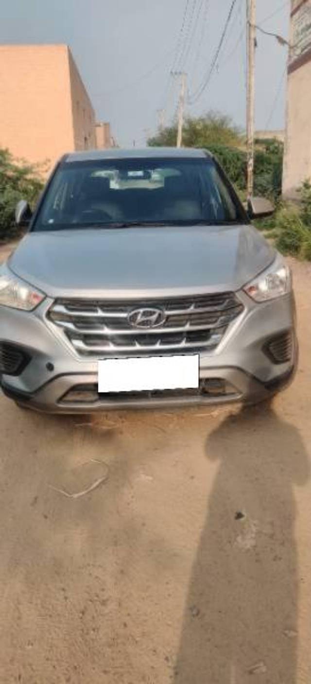 https://images10.gaadi.com/usedcar_image/4058032/original/processed_d6a7e2df-5ccb-4b5b-9443-0833b55f8149.jpeg?imwidth=6402