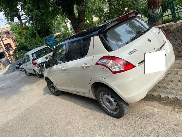 https://images10.gaadi.com/usedcar_image/4058109/original/processed_5755dd81-aa87-476f-94e3-ddb803042eef.jpeg?imwidth=6402