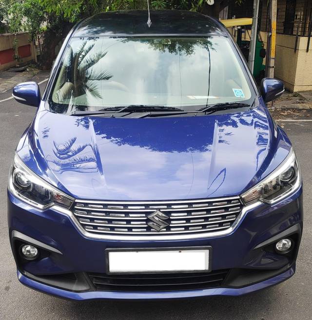 https://images10.gaadi.com/usedcar_image/4058298/original/processed_203c66ac80cff2860bfdbd593d723f16.jpg?imwidth=6400