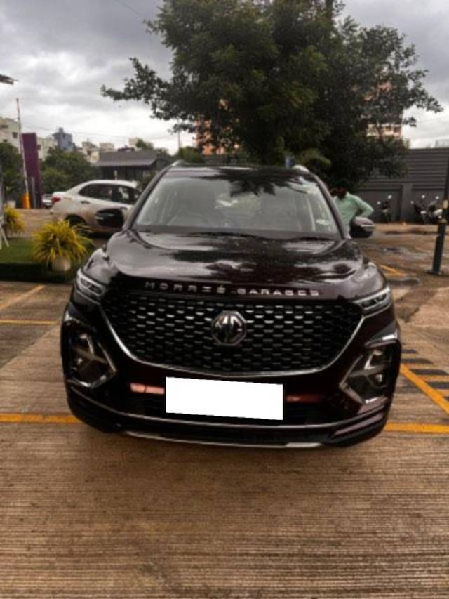 https://images10.gaadi.com/usedcar_image/4058300/original/processed_a59d404f-c628-447a-aebb-c76ea562e381.jpeg?imwidth=6400