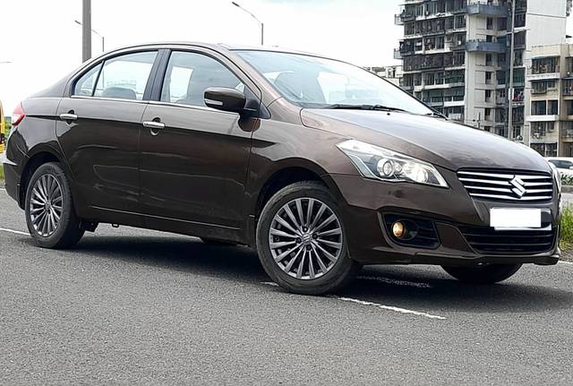 https://images10.gaadi.com/usedcar_image/4058564/original/processed_589934f0b4dcf3847caf1d04cb981328.jpg?imwidth=6400