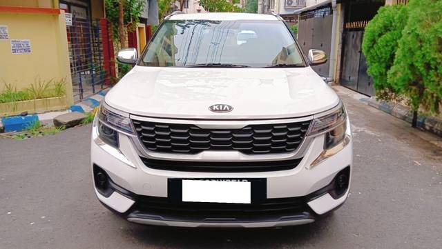 https://images10.gaadi.com/usedcar_image/4058886/original/processed_bc850ff9d64a11ca6e0db32f4f6a42f3.jpg?imwidth=6400