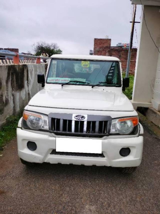 https://images10.gaadi.com/usedcar_image/4059136/original/processed_33f86af0-c1b9-4159-8daa-531521e039c7.jpg?imwidth=6401