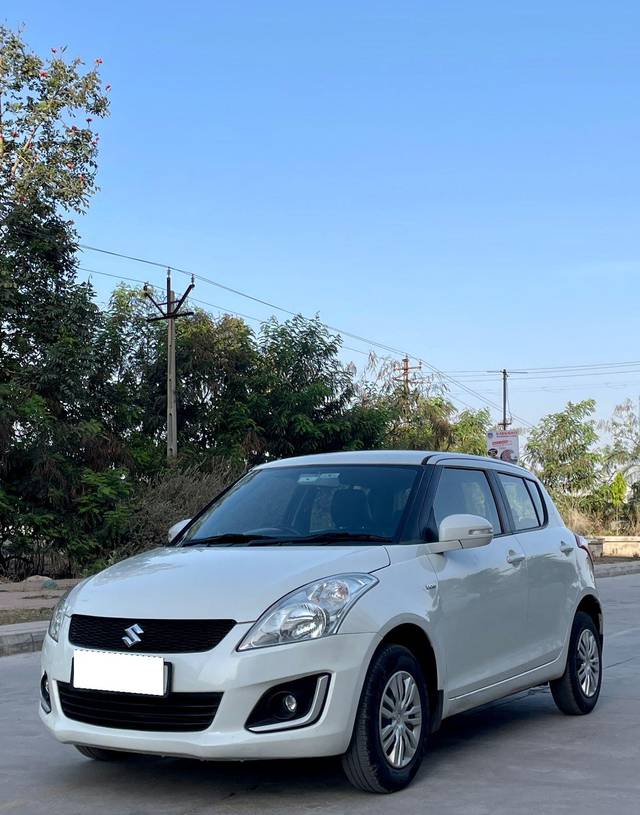 https://images10.gaadi.com/usedcar_image/4059166/original/processed_04a7fa4f83a91ce968dbf2c70024bc4e.jpg?imwidth=6400