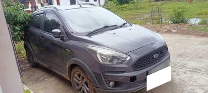 Ford Freestyle Titanium Petrol BSIV