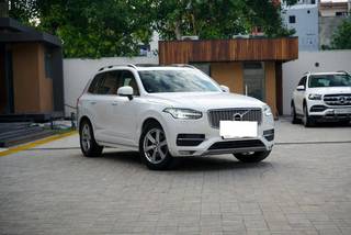 Volvo XC 90 Volvo XC 90 D5 Momentum BSIV