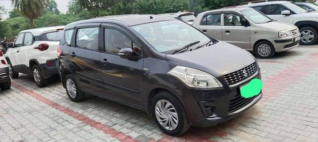 https://images10.gaadi.com/usedcar_image/4059428/original/processed_b25fd455b32fafa3913ec8a28b29f926.jpg?imwidth=6400