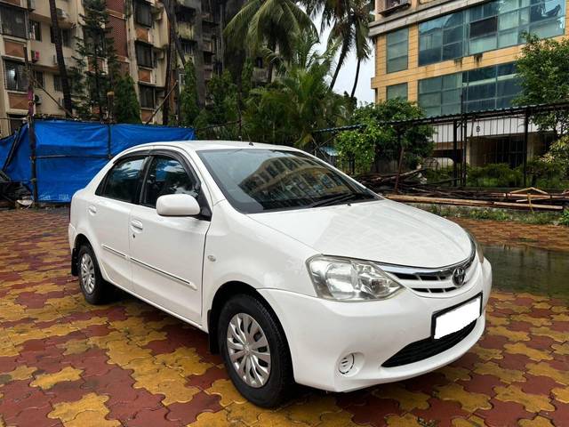 https://images10.gaadi.com/usedcar_image/4059724/original/processed_79c92c110b3755edbff3320d9e006728.jpg?imwidth=6400