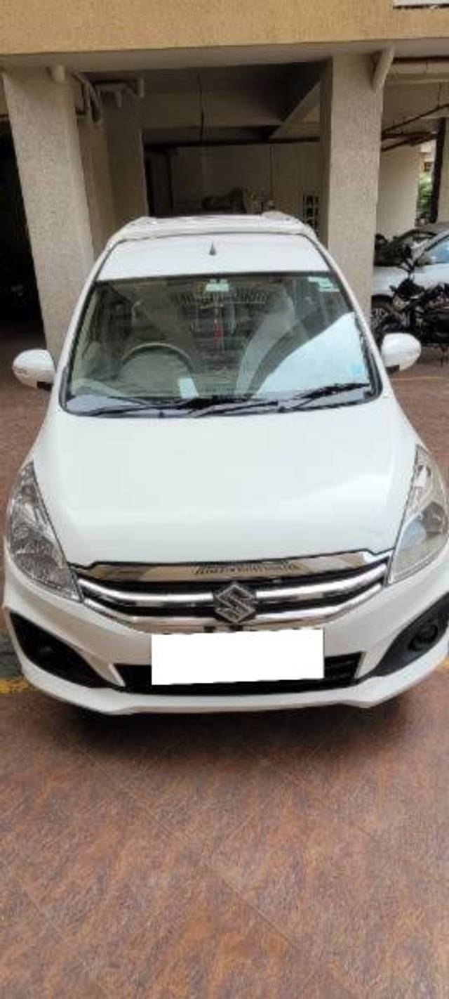 https://images10.gaadi.com/usedcar_image/4059899/original/processed_bed7e336-9d89-433f-ad7e-ace347f09b98.jpg?imwidth=6402