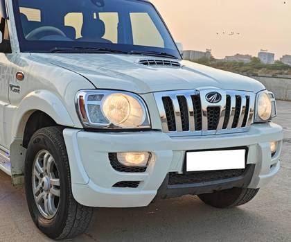 Mahindra Scorpio VLX 2WD BSIV Mahindra Scorpio VLX 2WD BSIV