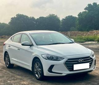 Hyundai Elantra 2015-2019 Hyundai Elantra 2.0 SX Option AT