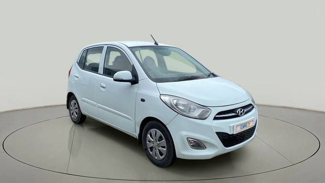 https://images10.gaadi.com/usedcar_image/4060021/original/7aa42e8393bb9bfc2b2b29821e74024c.jpg?imwidth=6400