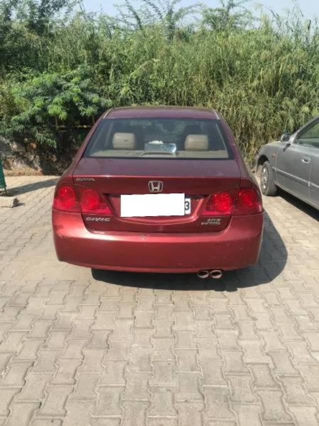 https://images10.gaadi.com/usedcar_image/4060049/original/processed_10ec42df-7f26-4add-8bfe-e50bd7d73893.jpg?imwidth=6401