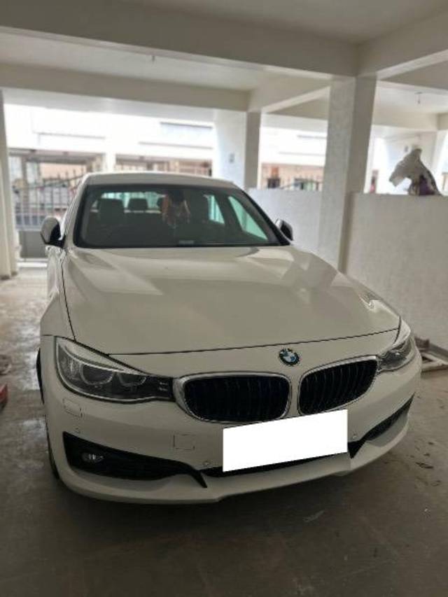 https://images10.gaadi.com/usedcar_image/4060106/original/processed_435ec1ef-9de2-446d-ac4a-4e4b1c2f5b68.jpeg?imwidth=6400