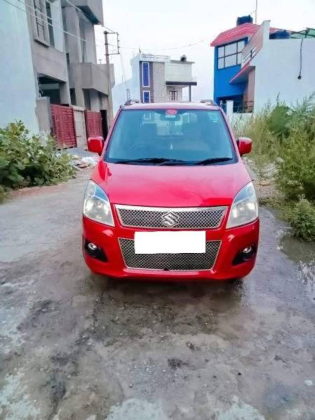 https://images10.gaadi.com/usedcar_image/4060674/original/processed_e0fd98cc-8dd1-4e81-9b0f-45581ebe866f.jpg?imwidth=6400