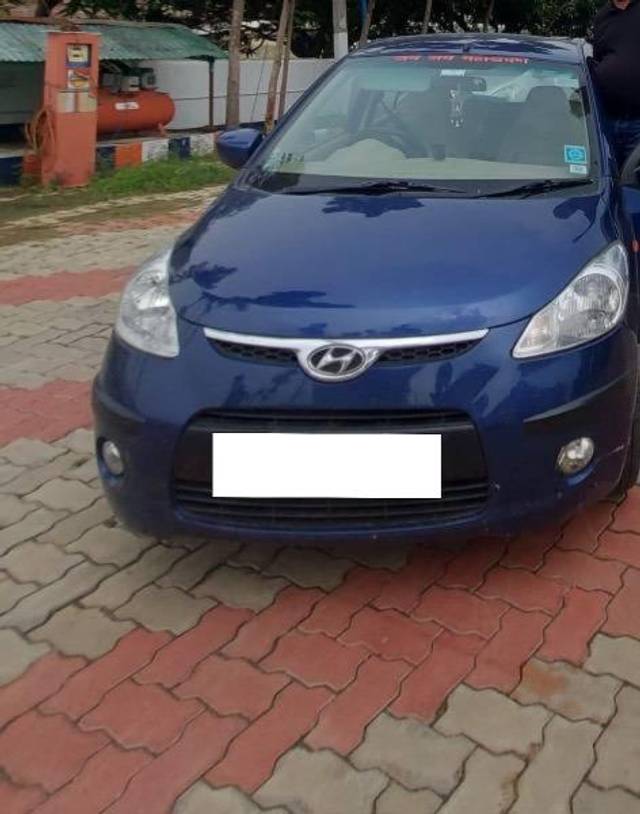 https://images10.gaadi.com/usedcar_image/4060920/original/processed_66761f6d-df69-48fd-97f1-a142ba6d1b4c.jpg?imwidth=6400